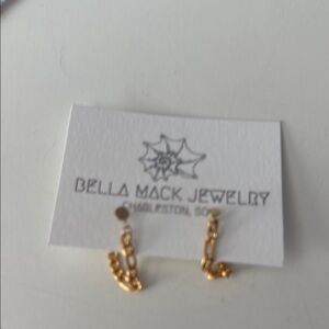 Beautiful gold link hoop earrings